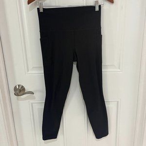 Athleta Salutation Stash Pocket II 7/8 Size Small